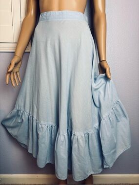 Vintage 70s Light Blue Percale Ruffled Midi Skirt Side Zipper Circle Skirt